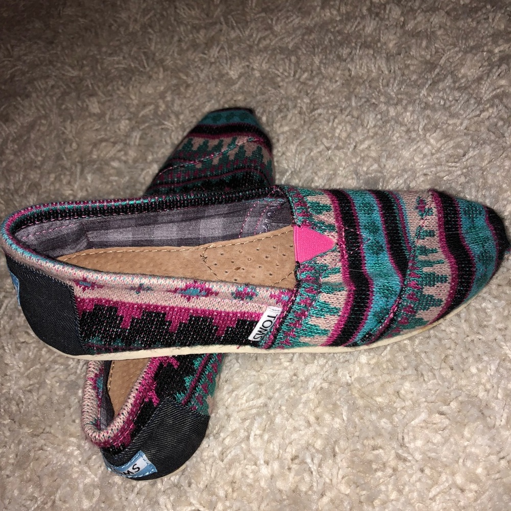 NEVER WORN Aztec Pain Toms!